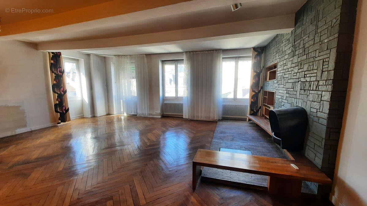 Appartement à vendre, 139m², Saint-Etienne