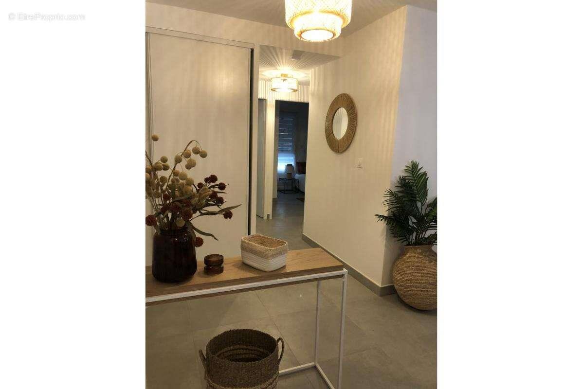 Appartement à vendre, 68m², Nîmes