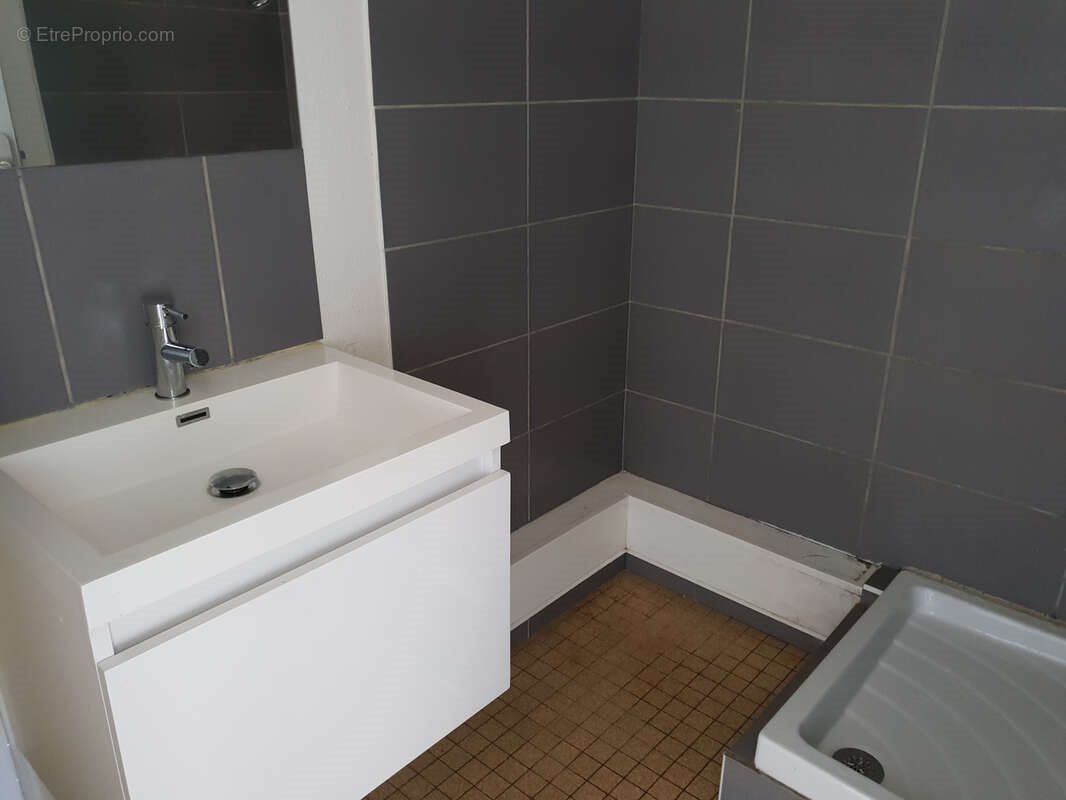 Appartement à vendre, 55m², Les Abymes