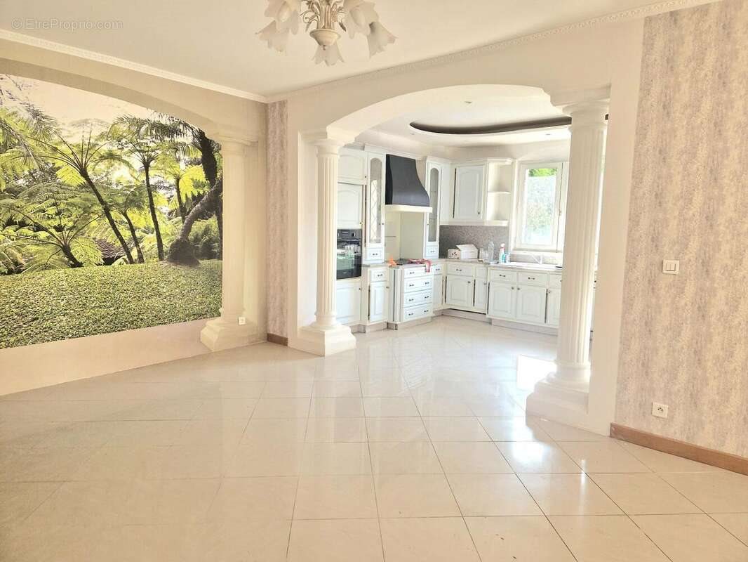 Maison à vendre, 224m², Autun