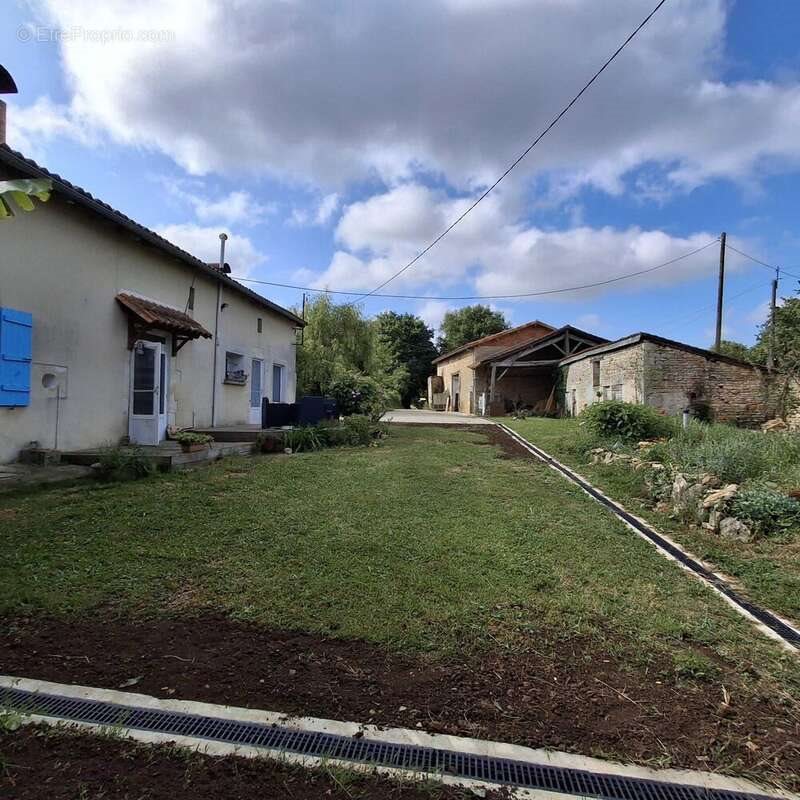 Maison à vendre, 129m², Cellefrouin