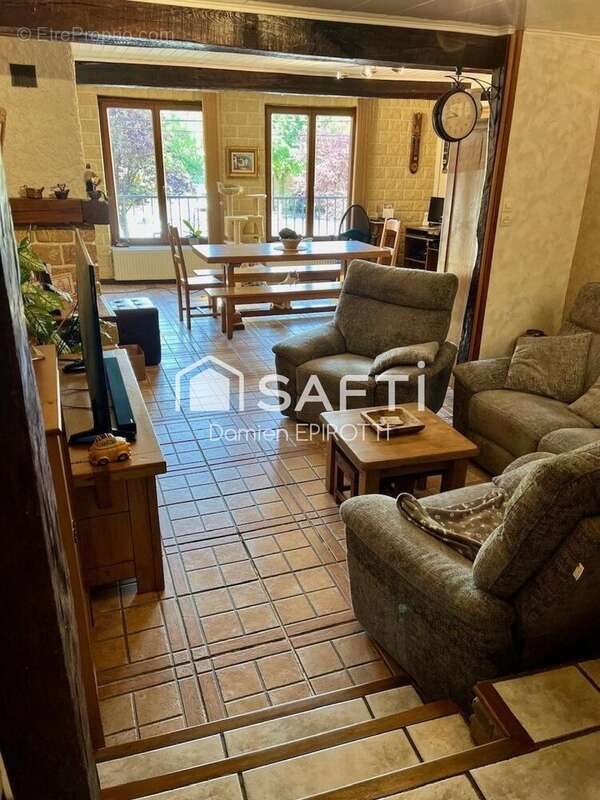 Maison à vendre, 138m², Sedan