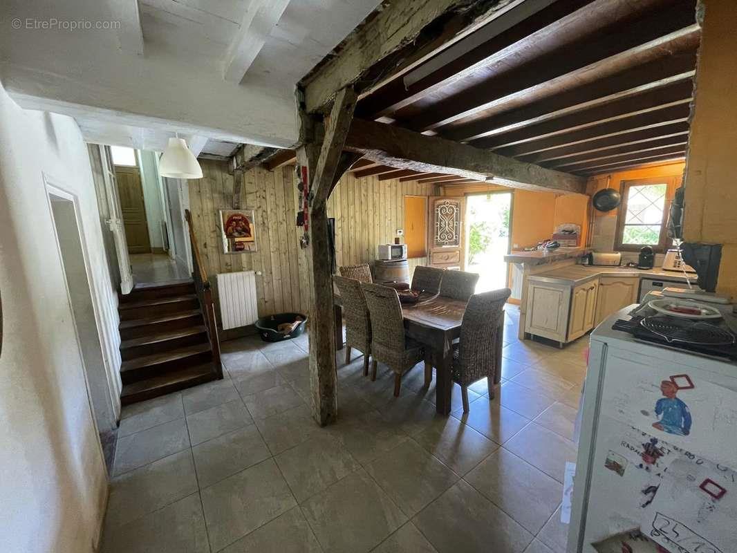 Appartement à vendre, 291m², Laujuzan