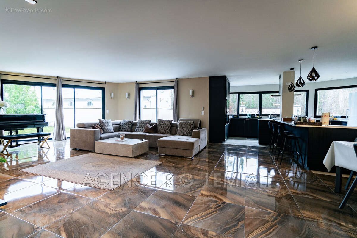 Maison à vendre, 190m², Saint-Germain-en-Laye