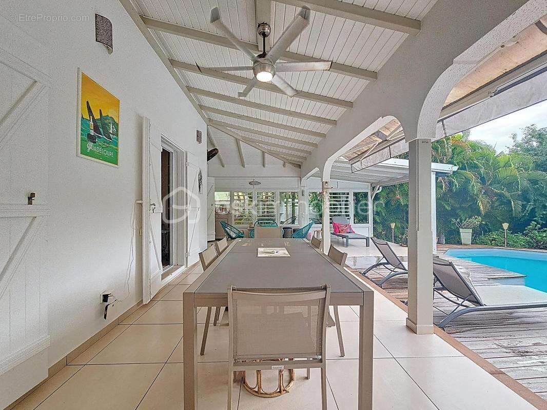 Maison à vendre, 124m², Saint-François