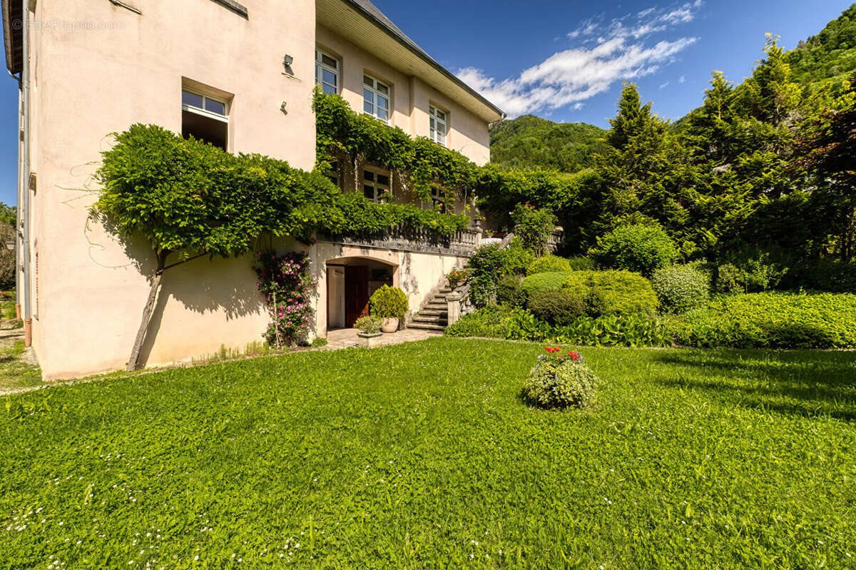 Maison à vendre, 390m², Montmélian
