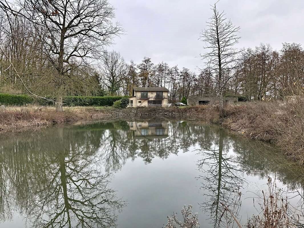 Maison à vendre, 143m², Séry-lès-Mézières