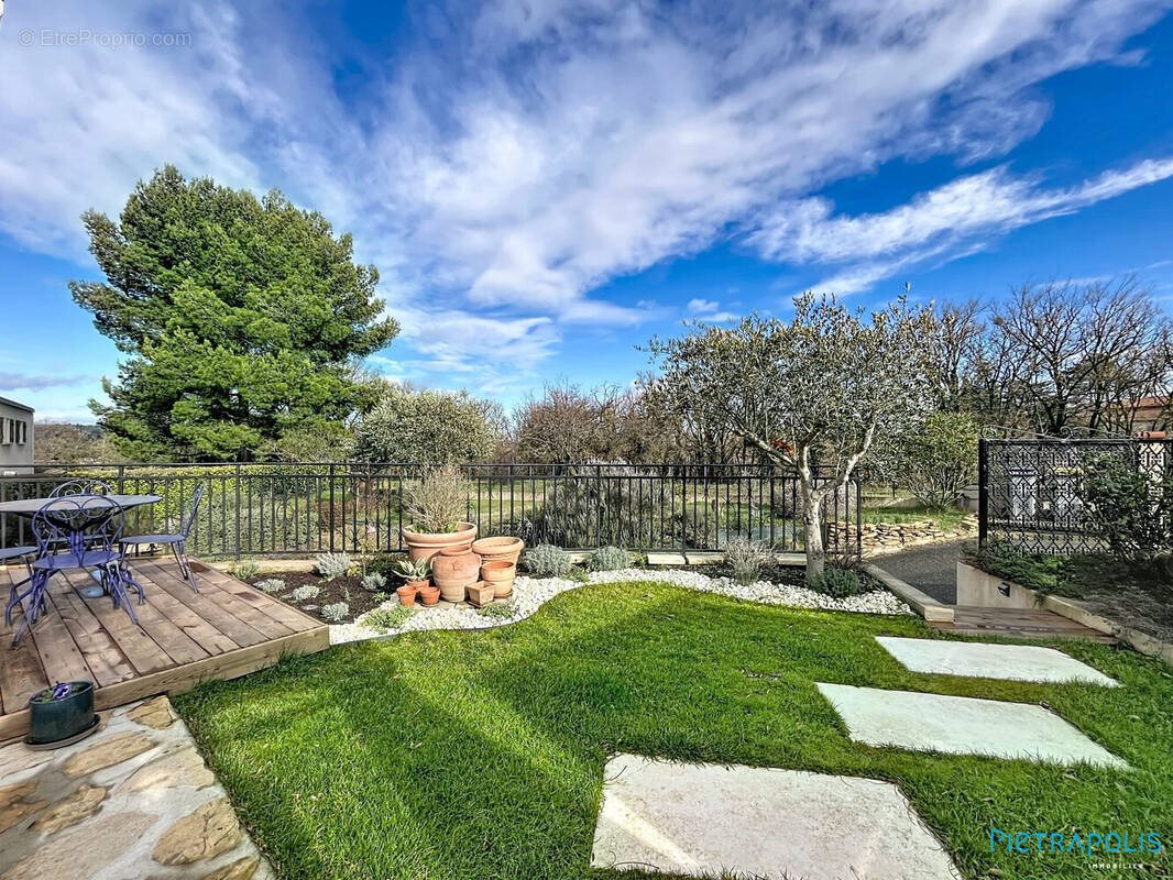 Maison à vendre, 182m², Ternay