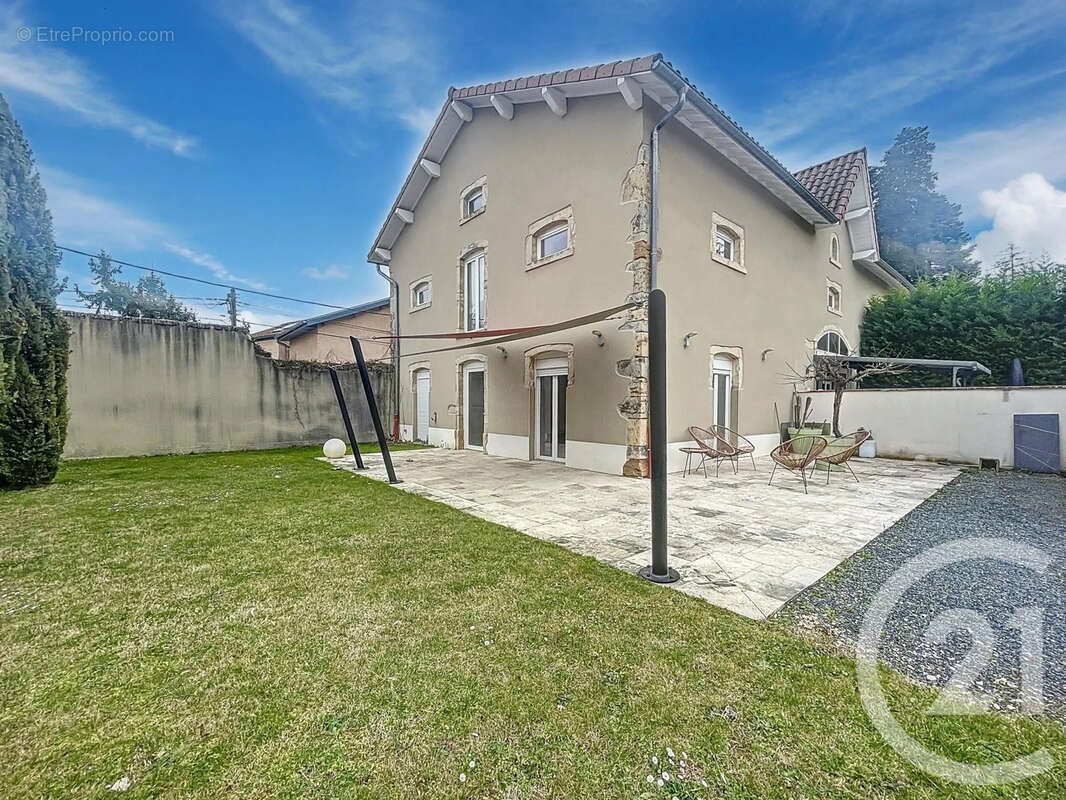 Maison à vendre, 112m², Saint-Quentin-Fallavier
