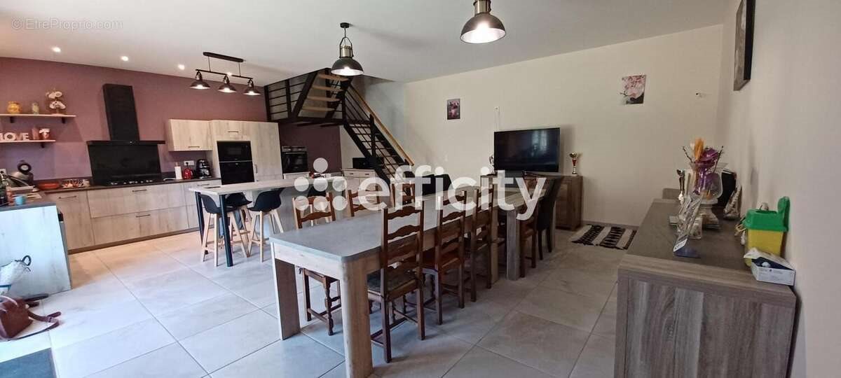 Maison à vendre, 167m², Villedieu