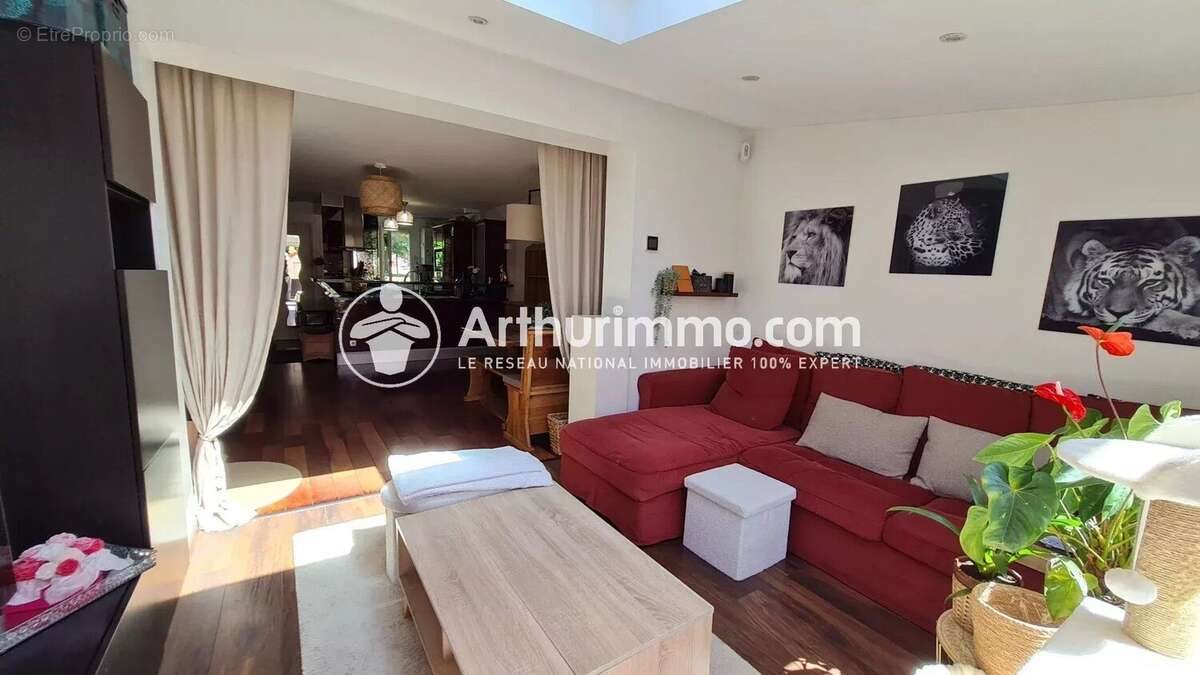 Maison à vendre, 110m², Saint-Pierre-du-Perray