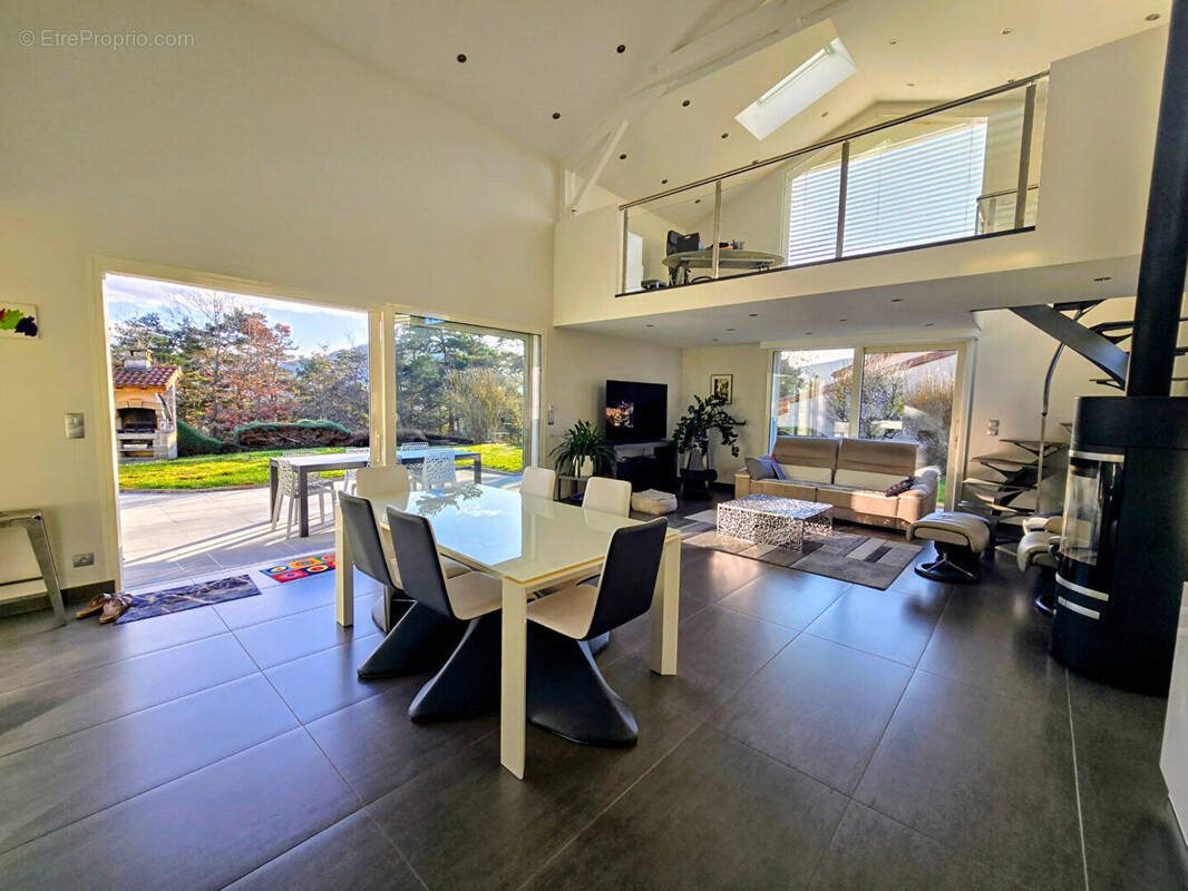 Maison à vendre, 204m², Le Puy-en-Velay