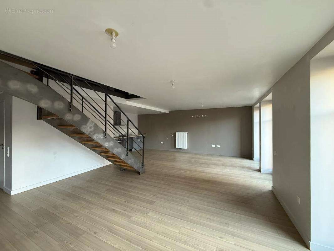 Appartement à vendre, 103m², Saint-Etienne