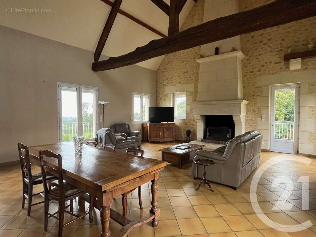 Maison à vendre, 231m², Luigny