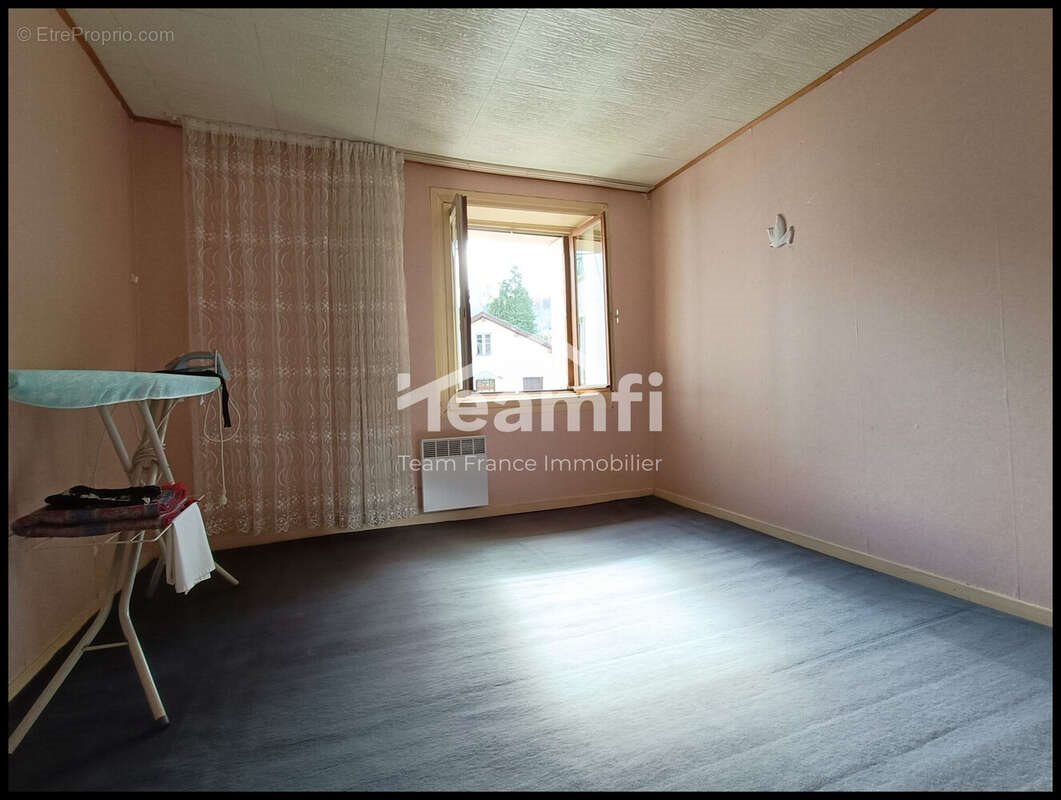 Appartement à vendre, 158m², Thiers