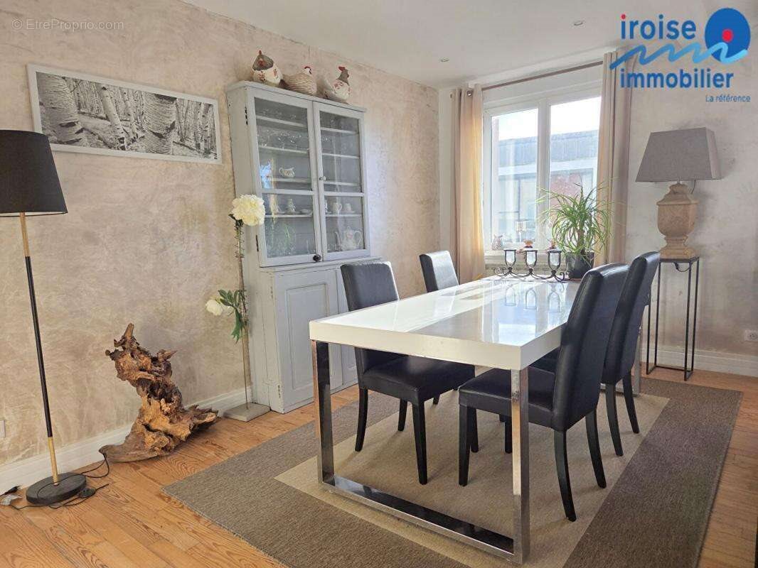 Appartement à vendre, 80m², Brest