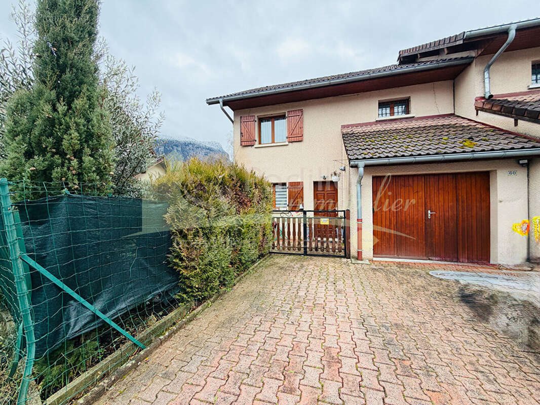 Maison à vendre, 84m², Cluses
