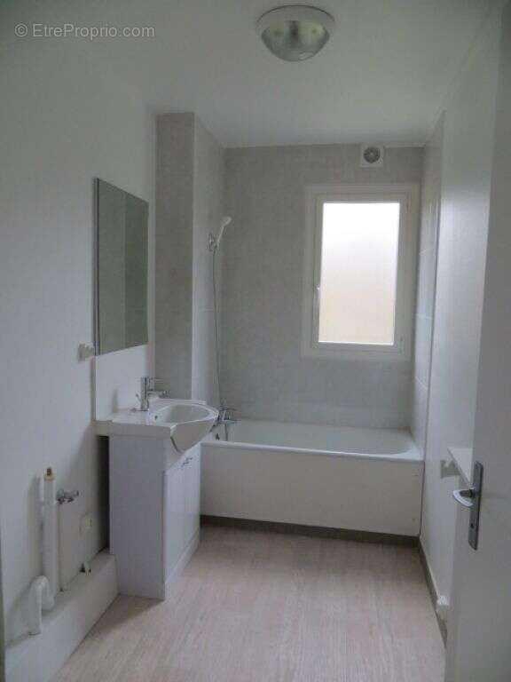 Appartement à vendre, 29m², Epernon