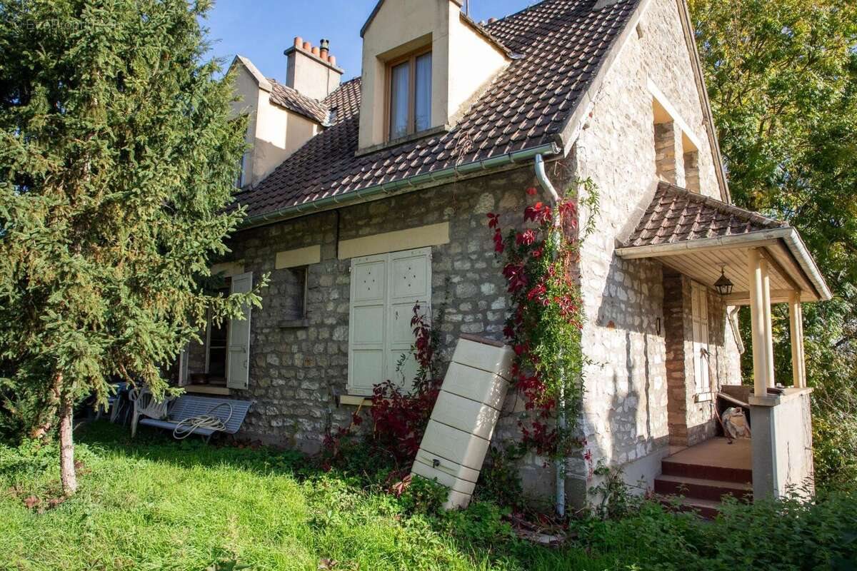 Maison à vendre, 185m², Mantes-la-Jolie
