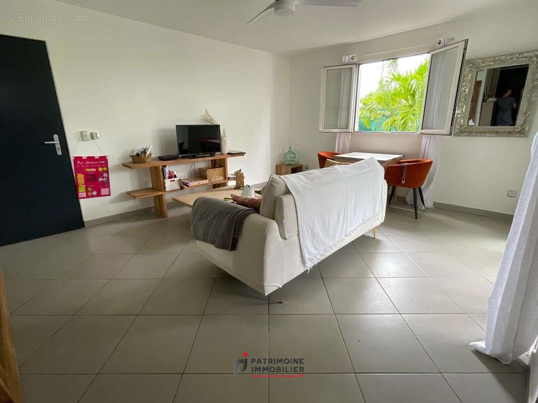 Appartement à vendre, 62m², Petit-Bourg