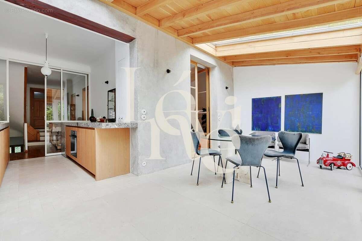 Maison à vendre, 220m², Paris 19ème