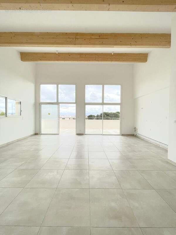 Appartement à vendre, 100m², Nîmes