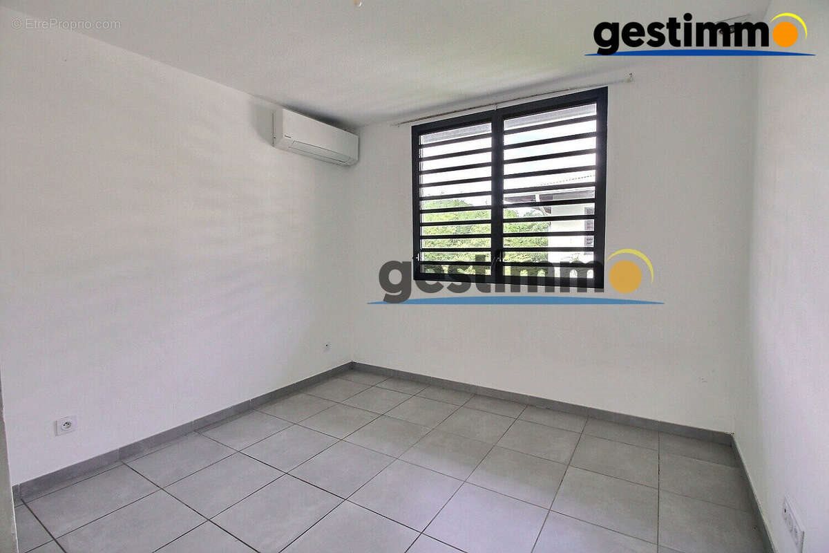 Appartement à vendre, 98m², Rémire-Montjoly