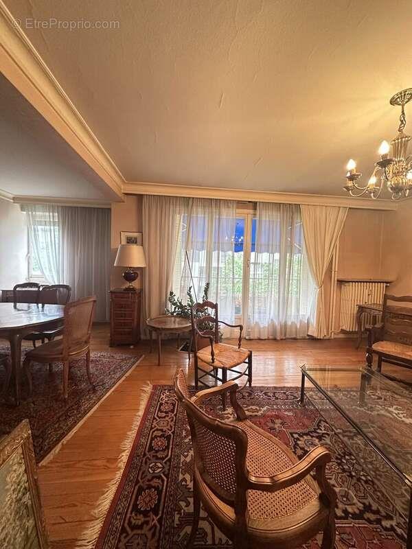 Appartement à vendre, 109m², Saint-Etienne