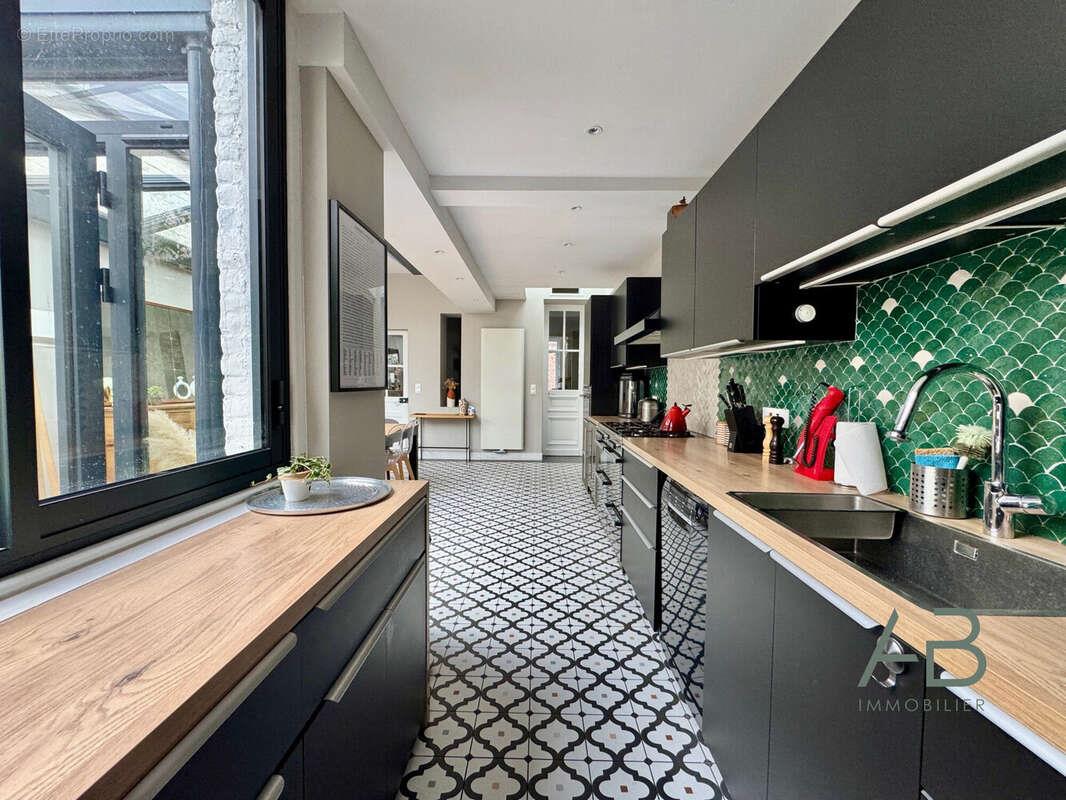 Maison à vendre, 151m², Lille