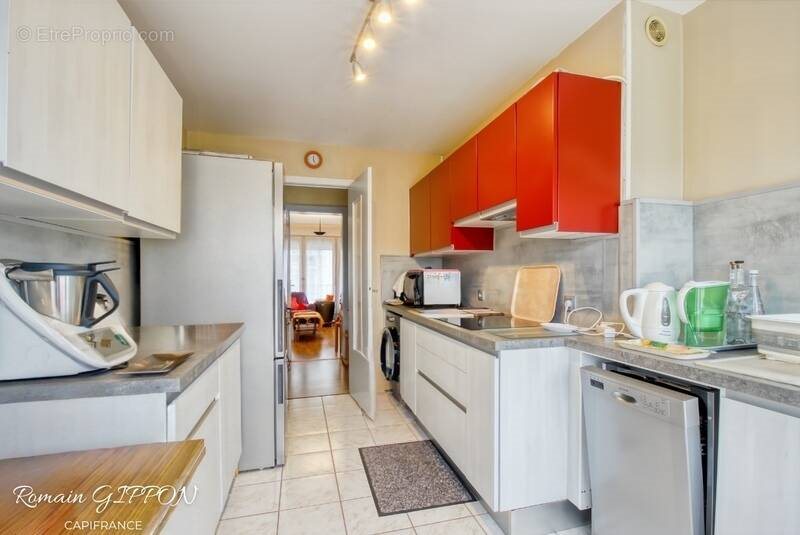 Appartement à vendre, 80m², Saint-Max