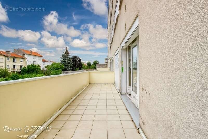 Appartement à vendre, 80m², Saint-Max