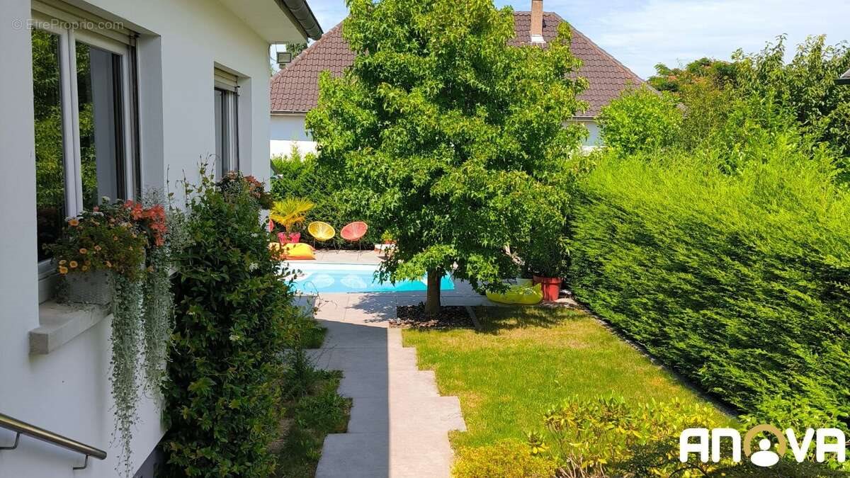 Maison à vendre, 202m², Hoenheim