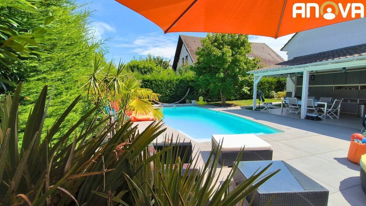 Maison à vendre, 202m², Hoenheim