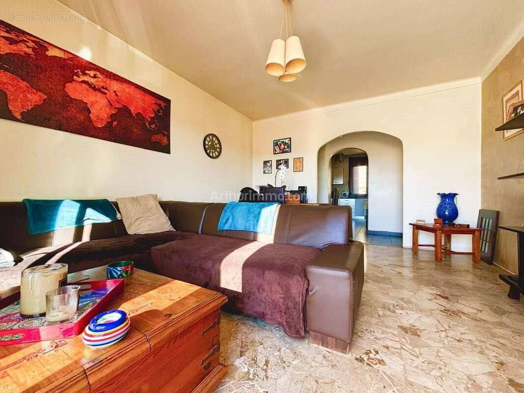 Appartement à vendre, 93m², Afa