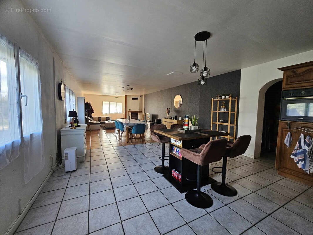 Appartement à vendre, 243m², Franleu