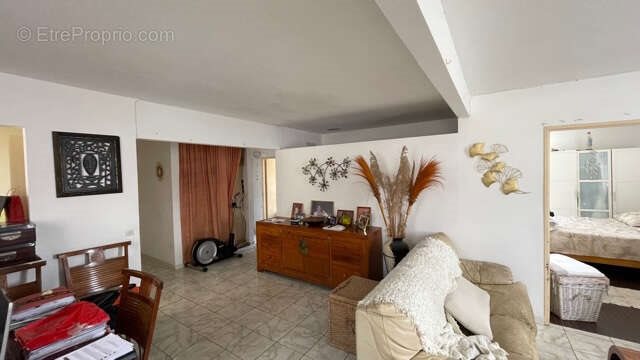 Appartement à vendre, 65m², Le Robert