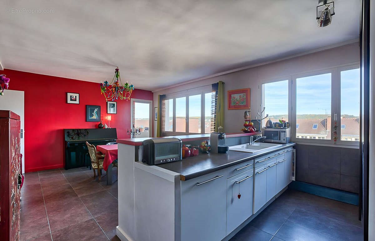 Appartement à vendre, 69m², Mantes-la-Jolie