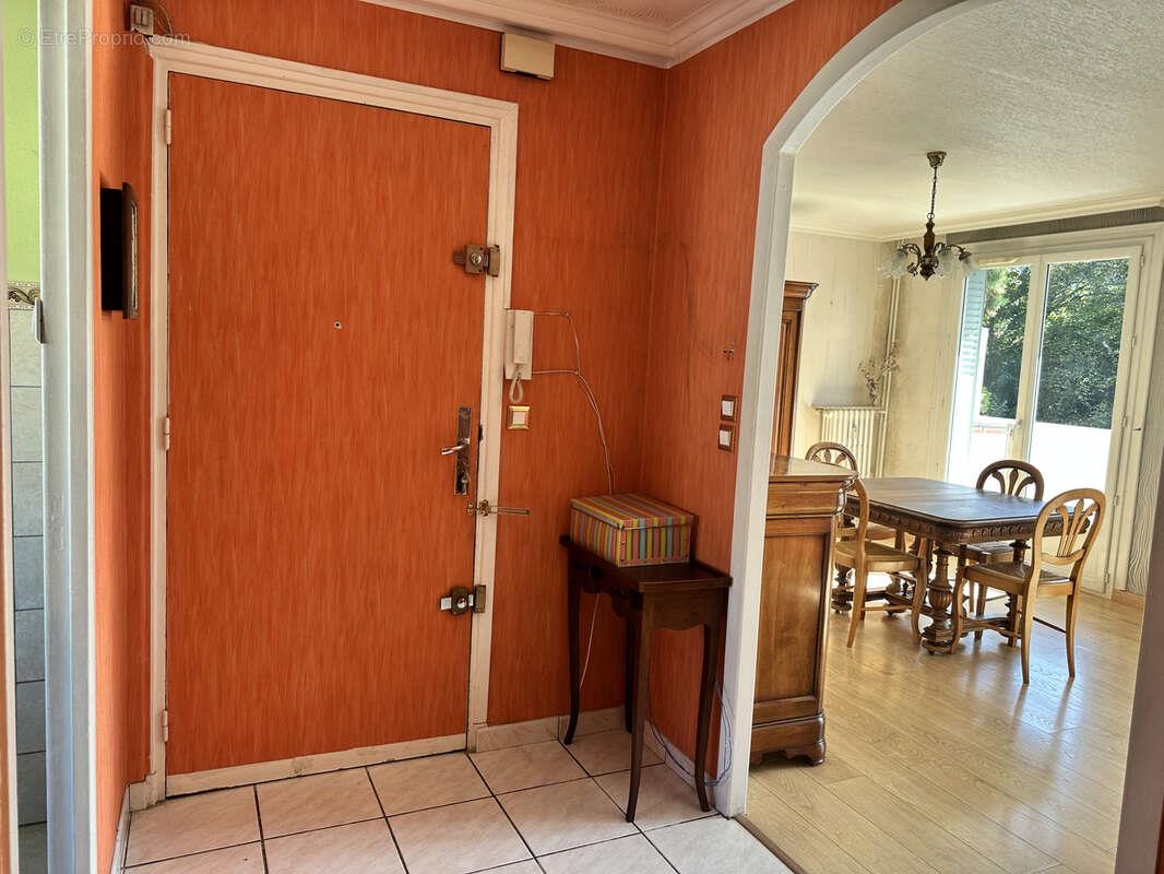 Appartement à vendre, 74m², Saint-Etienne