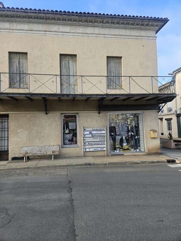 Appartement à vendre, 347m², Miramont-de-Guyenne