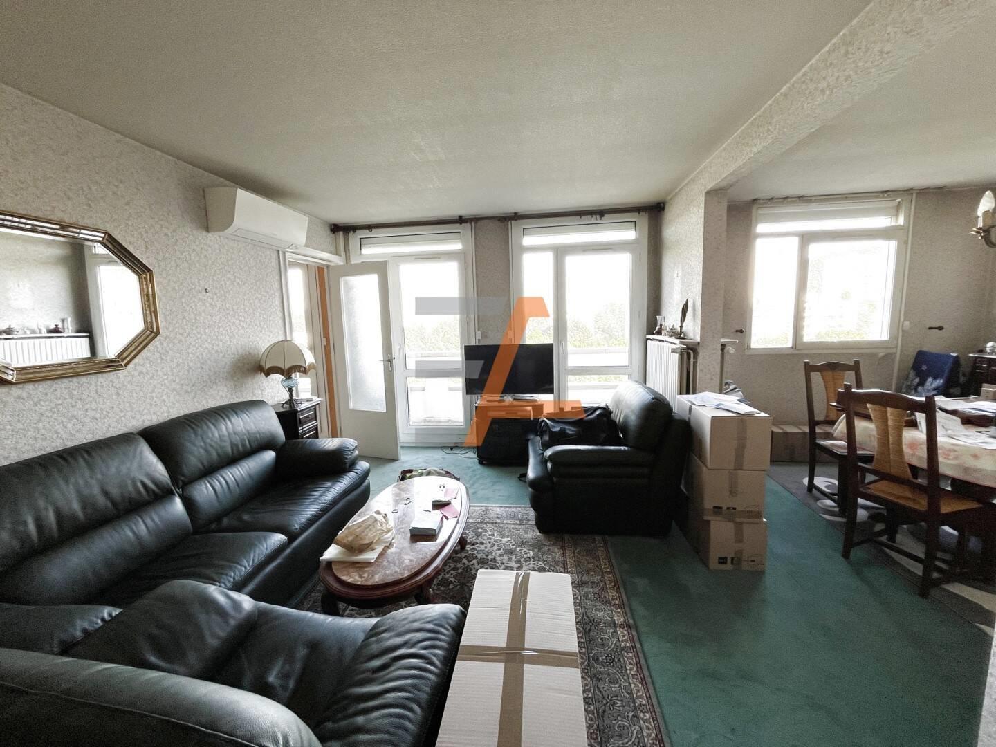 Appartement à vendre, 74m², Saint-Etienne