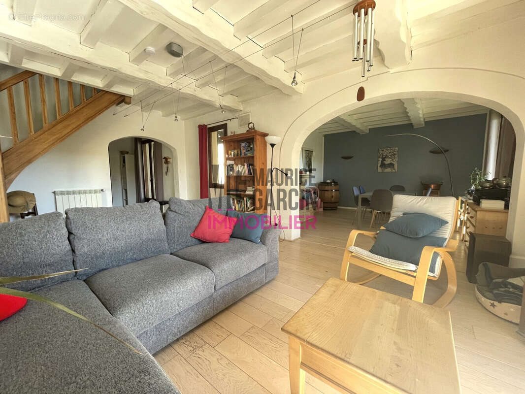 Maison à vendre, 148m², Jonquerettes