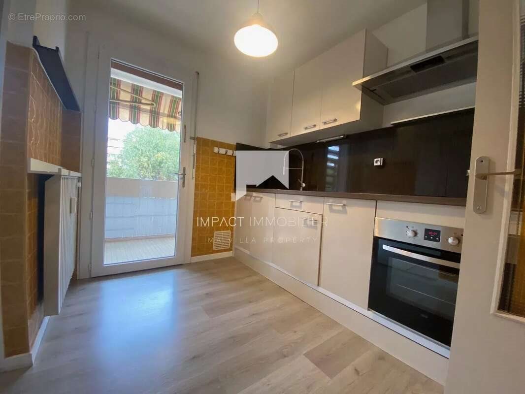 Appartement à vendre, 52m², Hyères