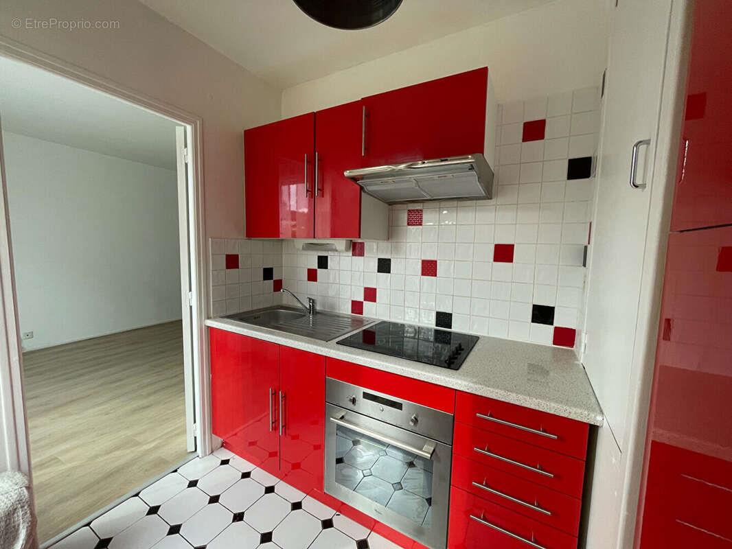 Appartement à vendre, 32m², Pont-Sainte-Marie