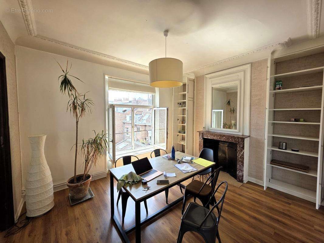 Appartement à vendre, 65m², Lille