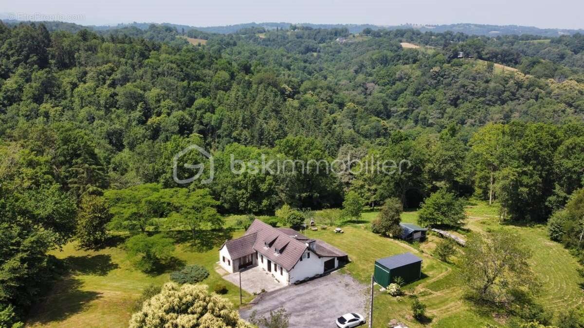 Maison à vendre, 155m², Lasseube