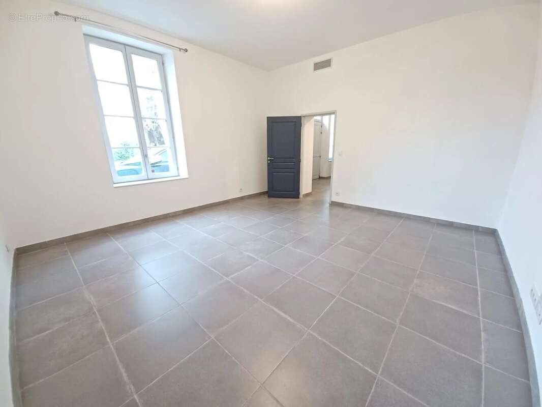 Appartement à vendre, 63m², Tarascon