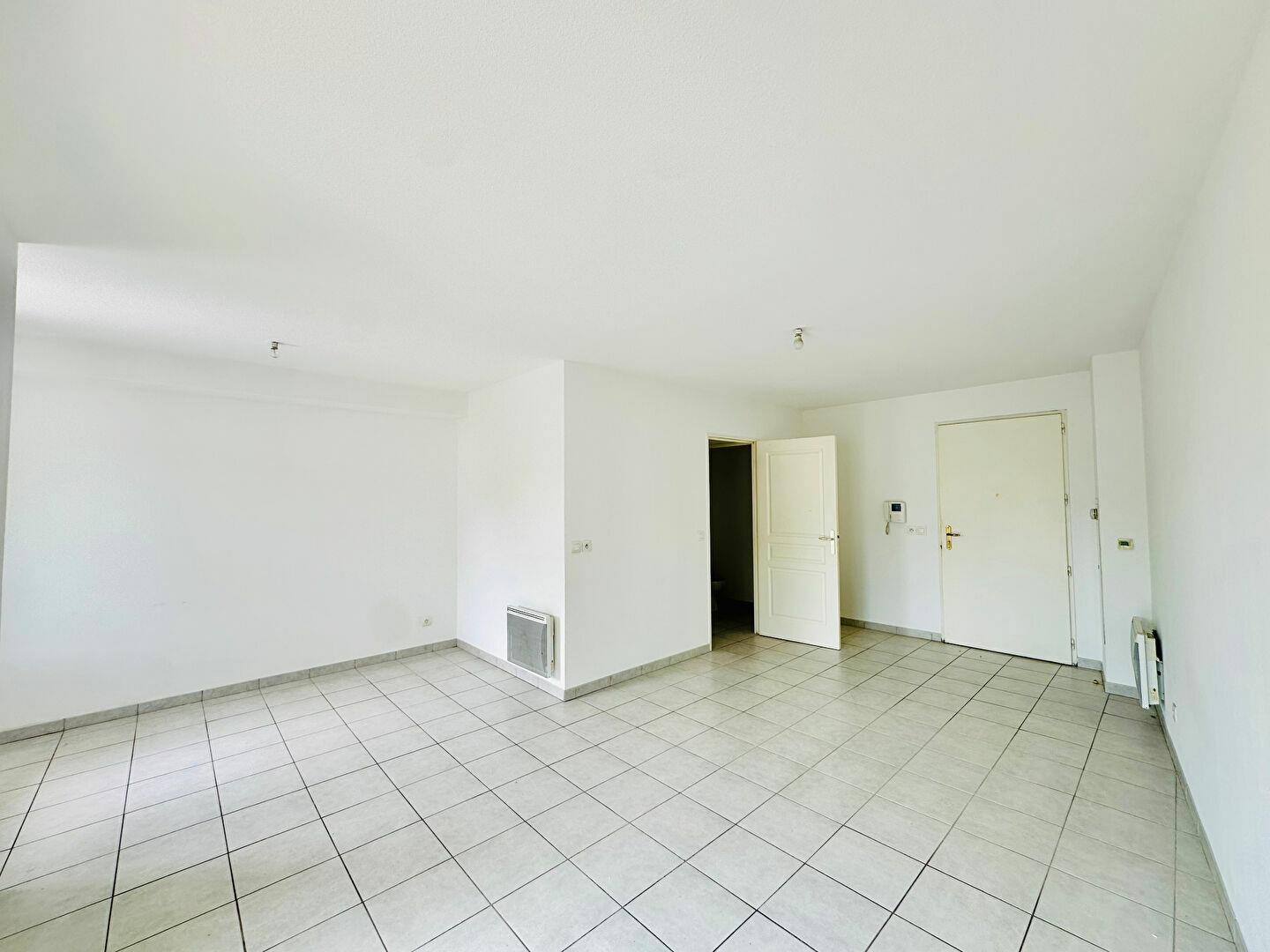 Appartement à vendre, 32m², Belcodène