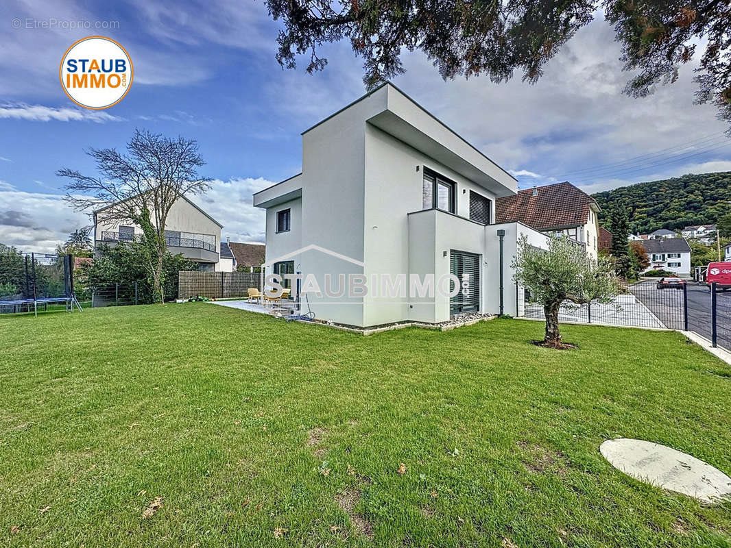 Maison à vendre, 165m², Leymen