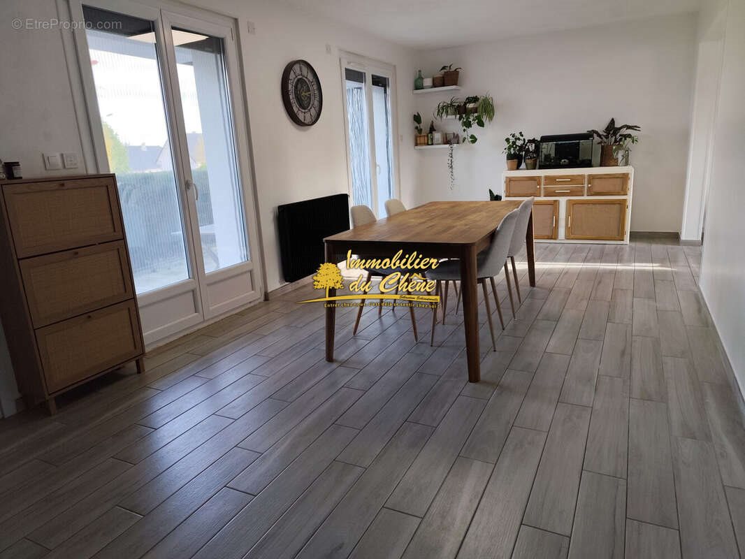 Maison à vendre, 140m², Luxeuil-les-Bains