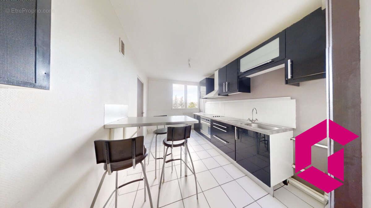 Appartement à vendre, 81m², Saint-Etienne